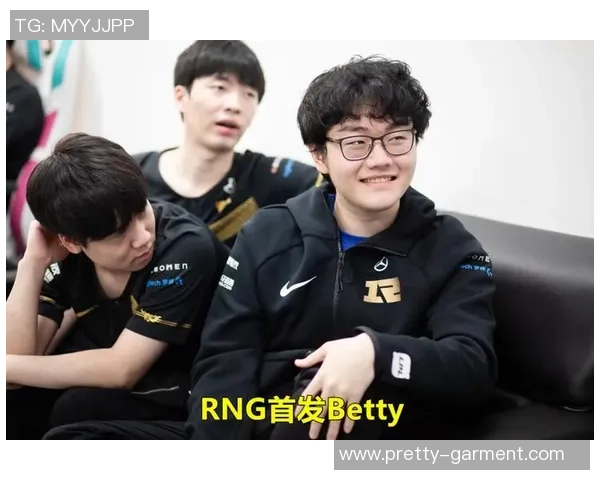 职业联赛分析：RNG展现出卓越的战术灵活性与团队协作能力